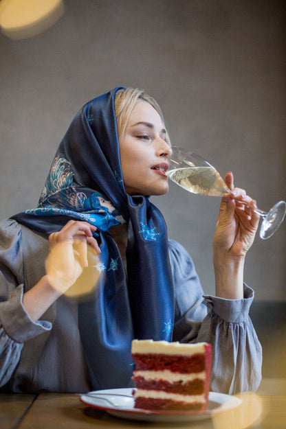 Хустка шовкова "Два янголи" (синя)