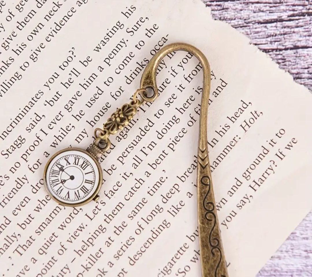 Metal bookmark "Clock"